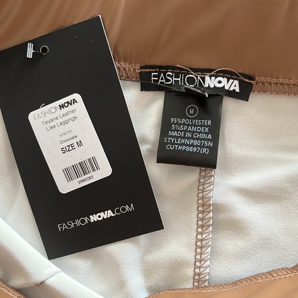 Fashion Nova Teyana Leather Like Leggings - size M - chocolate Color - Picture 4 of 7